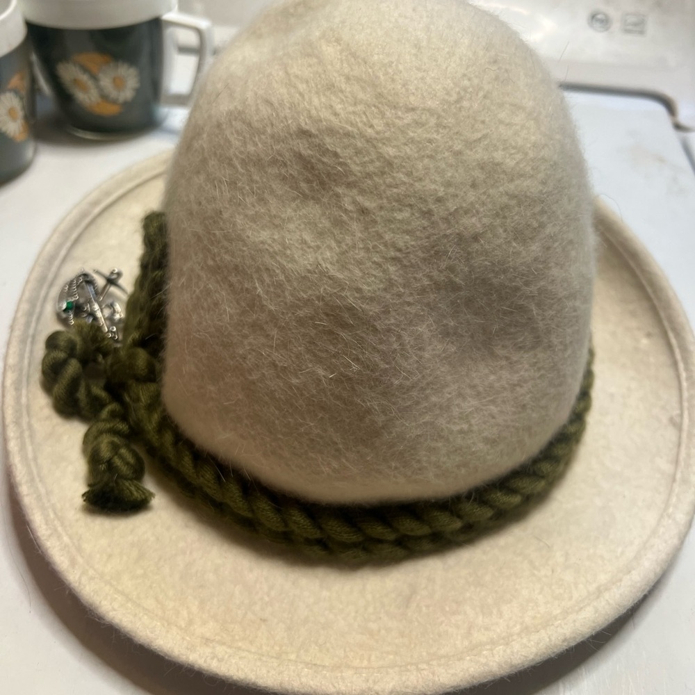Cream Felt Wide-Brim Hat with Olive Rope Trim